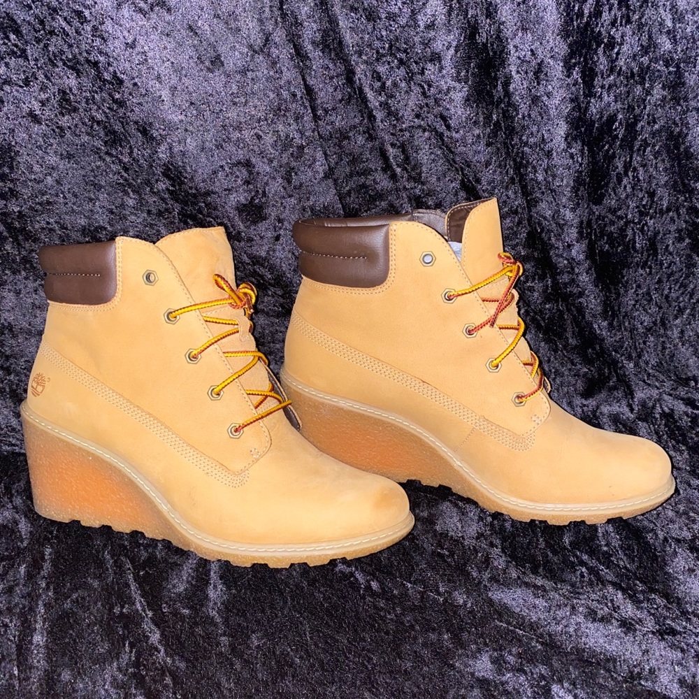 Timberland Earthkeepers size 9.